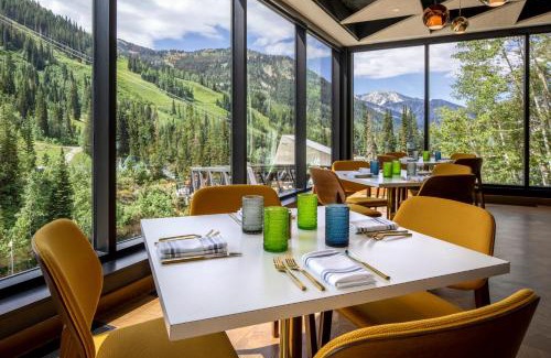 Salt Lake Mountain Resorts Cabin | Cliff Lodge and Spa