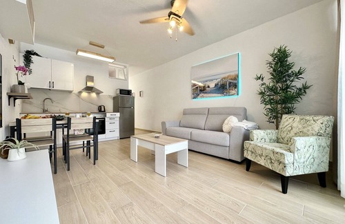 San Marcos Apartment | Cliff Retreat