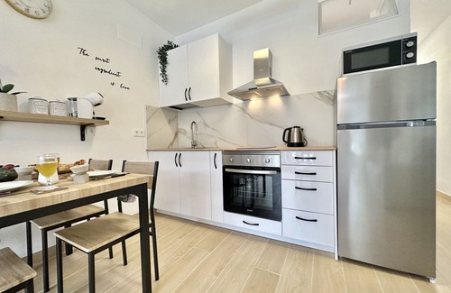 San Marcos Apartment | Cliff Retreat
