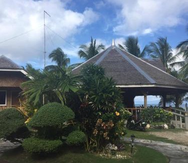 Larena Resort | Cliff Side Beach Resort and Cottages