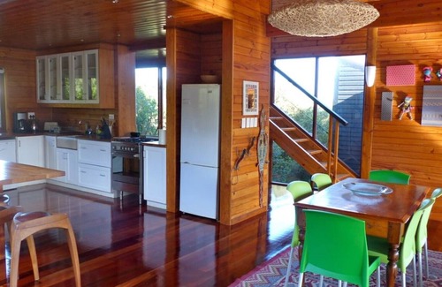 Victoria Bay Villa | Cliff Top House No.24 (Sleeps 6. 3 Bedrooms)