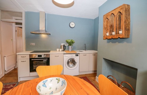 Lewes Cottage | Cliffe Cottage