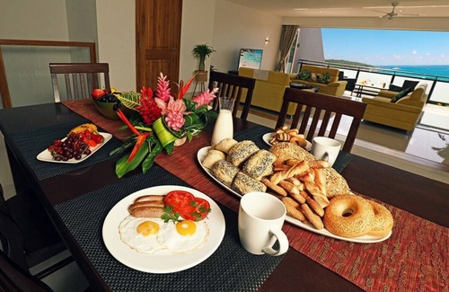 Zig Zag Ward House | Cliffhanger Private Retreat – Daytime Bliss Only!