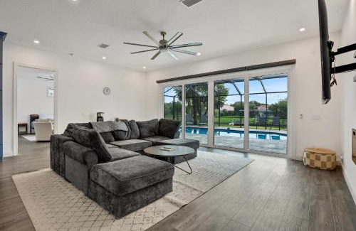 Palm Harbor House | Clifford House