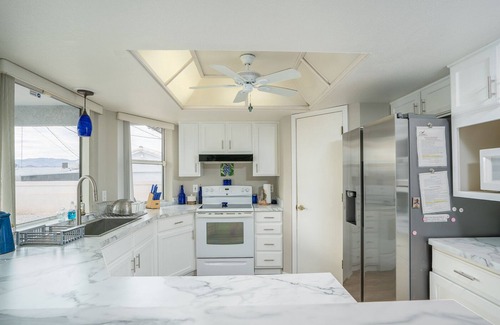 Lake Havasu City House | Cliffrose pool home with RV/Boat parking