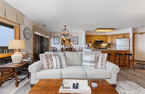 Nellysford Condo | Cliffs 07 with Wintergreen Advantage