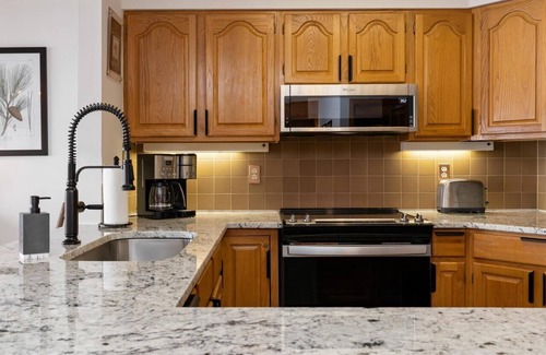 Nellysford Condo | Cliffs 07 with Wintergreen Advantage