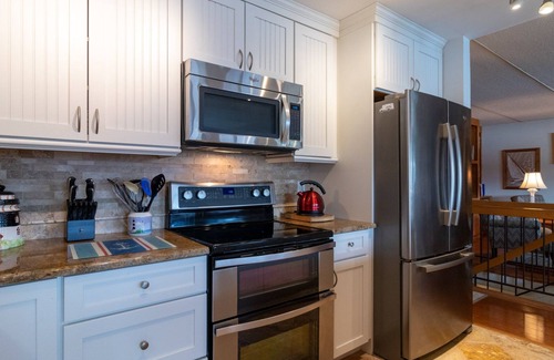 Canandaigua Condo | Cliffside Harbor: "Location! Location! Location!"