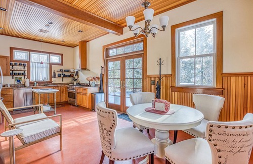 Lenox House | Cliffwood Cottage by Evergreen Home