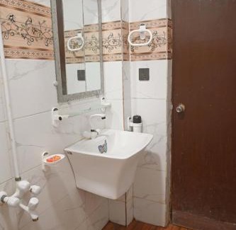Clifton House | Clifton inn Guest HOUSE
