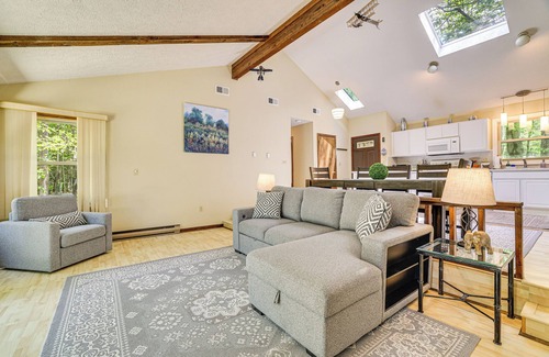 Gouldsboro House | Clifton Township Home w/Deck & Heated Sunroom!