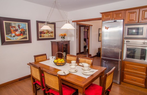 San Bartolome House | climatized pool, internet and total privacy