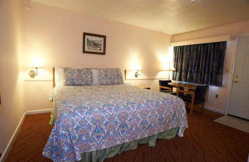 Clinton Hotel | Clinton Motel