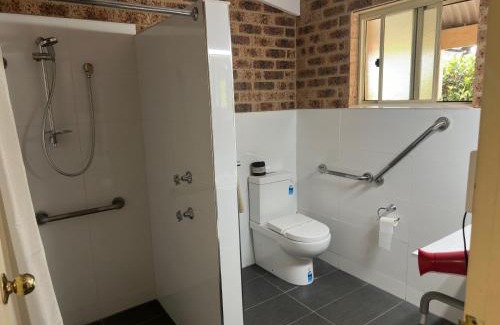 Coonabarabran Hotel | Clock Tower Motor Inn