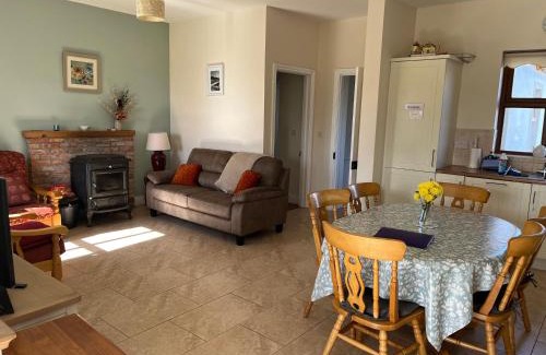 Cloonkee House | Cloonkee Cottage