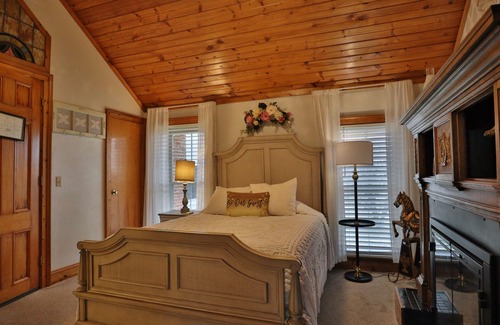 Galena Bed & Breakfast | Cloran Mansion Bed & Breakfast