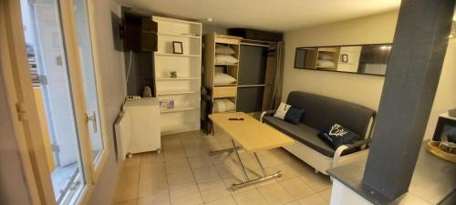Clermont Apartment | Clos