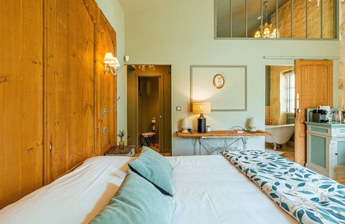 Prignac-et-Marcamps House | Clos Marcamps
