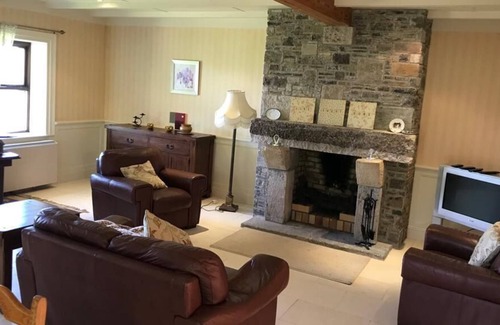 Cornamona Cabin | Clos Na Feirme, County Galway , F12 P232