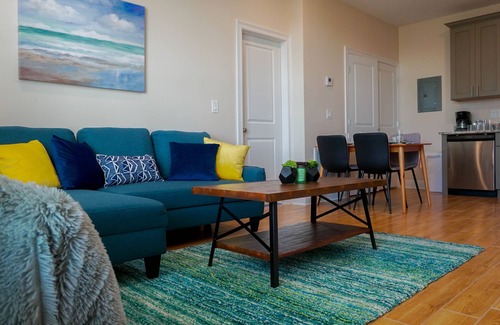 Biloxi Apartment | 🔥CLOSE 2 SHORE❤️ | SLEEPS 4 W/BEACH VIEWS
