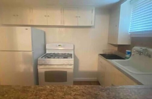 Ogden Apartment | Close & Cozy Down