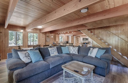 Carnelian Woods House | Close drive to lake * Dog OK * Great Family Home