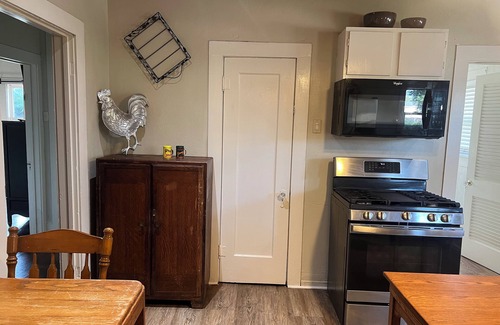 Merkel House | Close to Abilene and Sweetwater Marvelous 3 bdrm with pool.