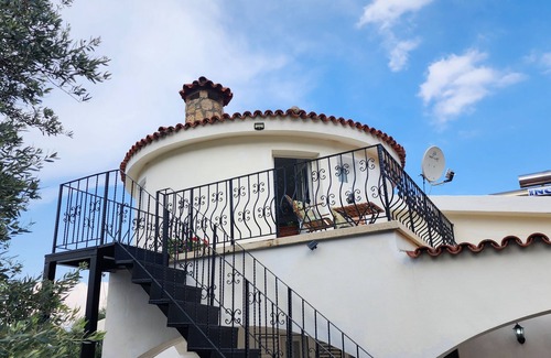 Kyrenia District House | Close to all amenities