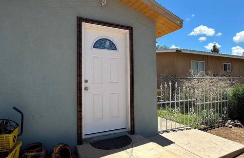 Santa Fe Apartment | Close to all the attractions of the city , Pet Friendly nSanta Fe Sky