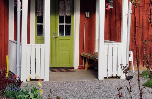 Kinda Municipality Cottage | Close to Astrid Lingrens World and Zoo