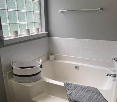 Villa Rica Apartment | CLOSE TO ATLANTA & SIX FLAGS