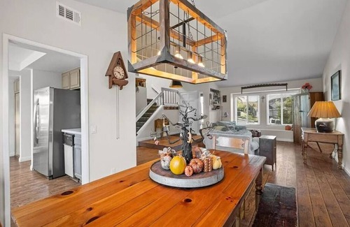 Aliso Viejo House | Close to Beach. Garden and pool!
