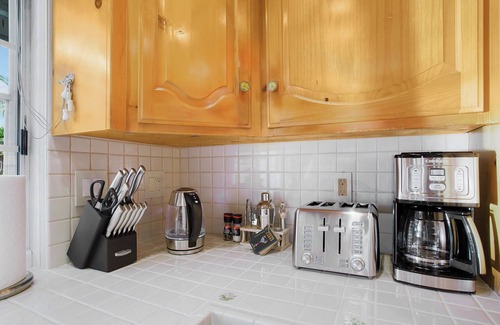 Aliso Viejo House | Close to Beach. Garden and pool!