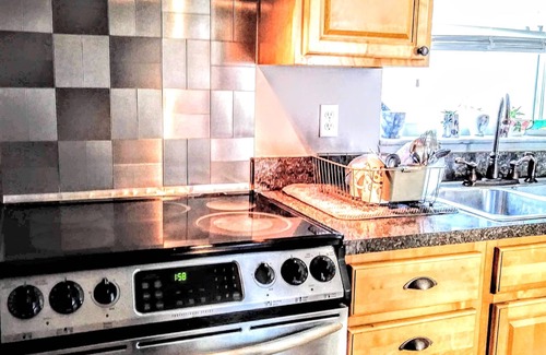Interchange Square House | Close to Beach Hiking Boating and Biking