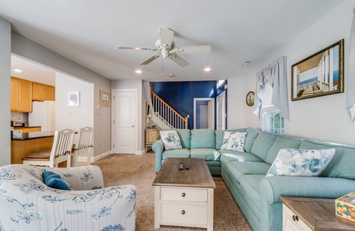 Keys Of Marsh Harbor House | Close to Beach, Shopping & Jungle Jim! Community Pool & Tennis! 2 Primary Suites!