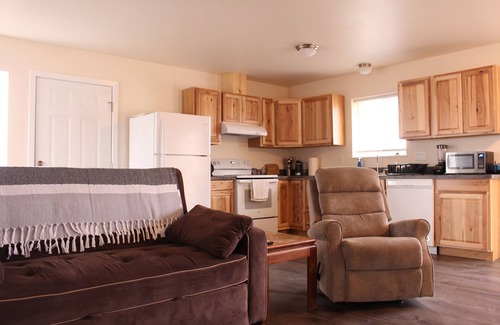 Coos Bay Apartment | Close to beaches, trails, fishing