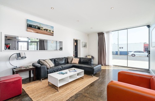 Port Sorell Villa | Close to beautiful beaches, mountain bike trails and vineyards.