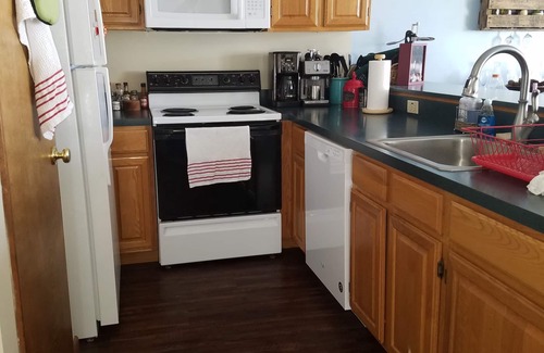 Hensonville House | Close to both Hunter and Windham Mnts