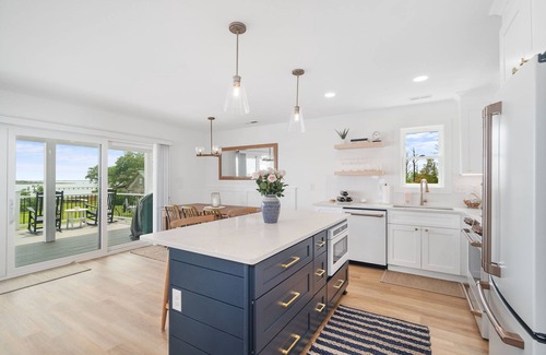 Marshallberg House | Close to Cape Lookout, Harker’s Island, Beaufort, & Cedar Island Ferry. Sleeps 6