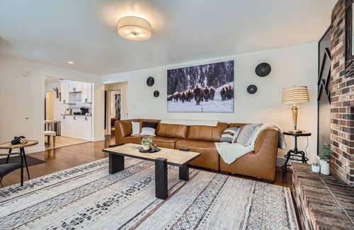 Scenic Heights House | Close to Denver, Boulder and mountains! Up to 10 guests-5 beds! Foosball, games.