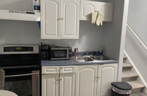 Montbello House | Close to Denver international airport , Denver healthcare,