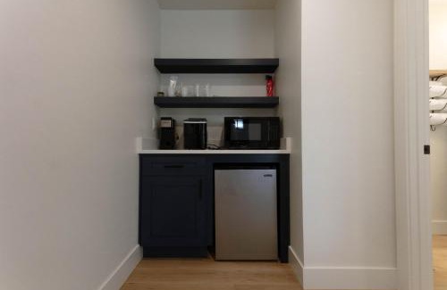 Coeur d'Alene Apartment | Close to Downtown CDA And Food Truck Pavilion Next Door