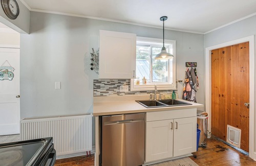 Veazie House | Close to Dtwn Bangor: Inviting Maine Home