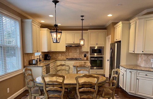Durham House | Close to Duke & all Durham, Chapel Hill, Raleigh have to offer