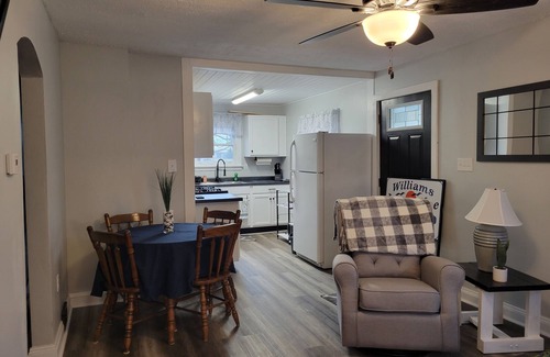 Conneaut House | Close to entrance to township park, Lake Erie, boat docks