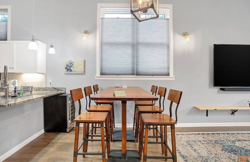 Indianapolis House | Close to everything downtown.