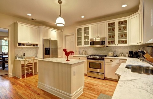 Wainscott Woods House | Close to everything! NEW AUGUST PRICE REDUCTION!