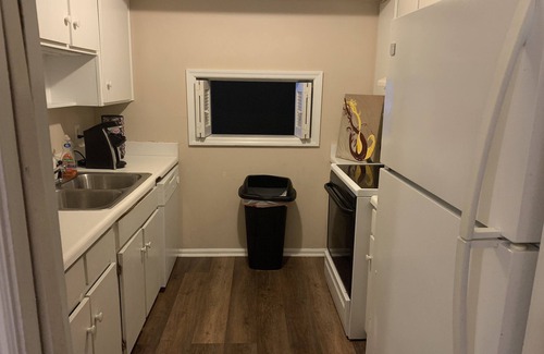 Woodfield House | Close to Ft. Jackson & USC