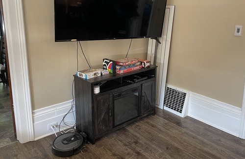 Clinton House | Close to Goderich and Bayfield - Fire Pit * BBQ
