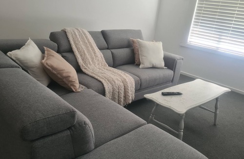 Shepparton House | Close to gv hospital cozy house north shepparton